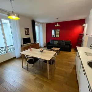Invalides Tour Eiffel Amelie Appartement Paris